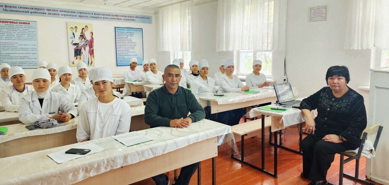 2025-жылдын 9-апрелинде МСМКда 1-курстун студенттерин окуу-өндүрүштүк практикага жөнөтүү боюнча конференция болуп өттү